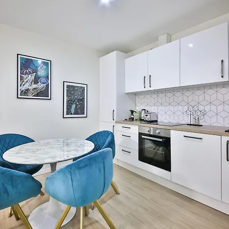 B0#appart 4pers#champs Elysees#arc De Triomphe * Paris