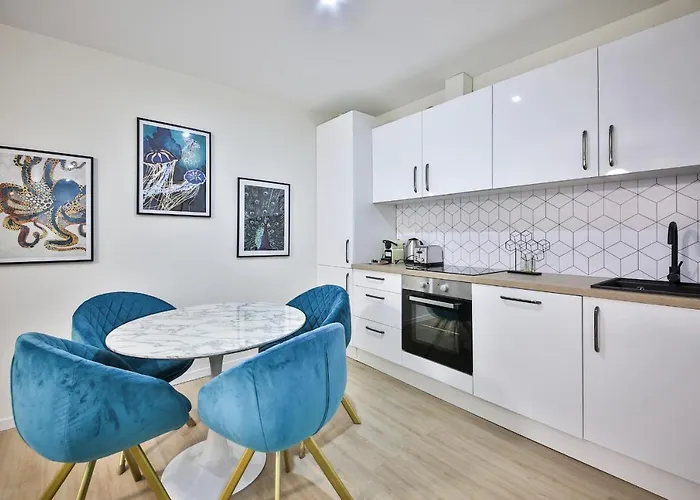 B0#appart 4pers#champs Elysees#arc De Triomphe * Paris