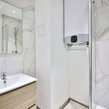 B0appart 4perschamps Elyseesarc De Triomphe Apartamento *